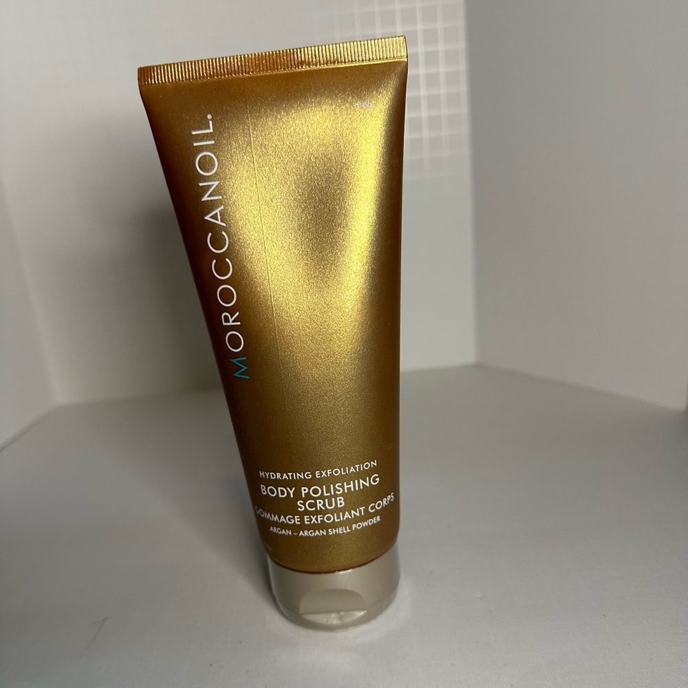 Brand new factory sealed Moroccanoil Body Polishing Scrub 6.7oz